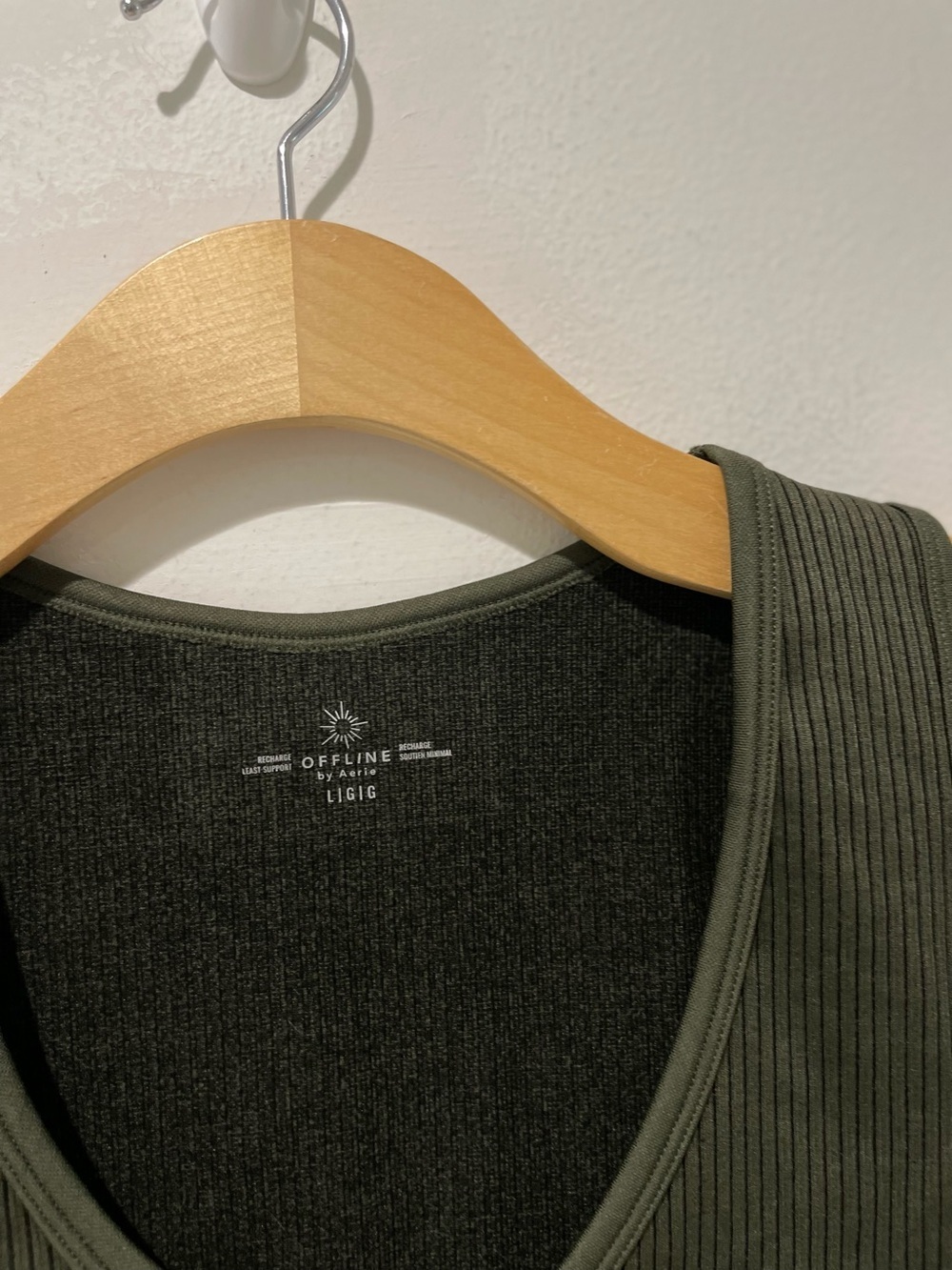 Aerie offline crop tank olive green size L ribbed recharge - Picture 2 of 5